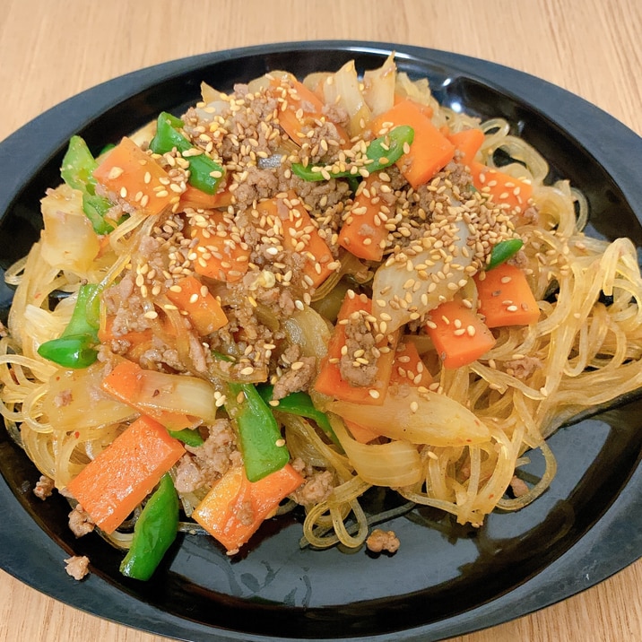 簡単 夕飯やおかずに最適 ピリ辛チャプチェ レシピ 作り方 By Tweemy 楽天レシピ 簡単 夕飯やおかずに最適 ピリ辛チャプチェ レシピ 作り方 By Tweemy 楽天レシピ